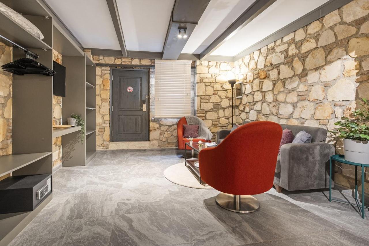 Апартаменты Charming Flat Near Hadrians Gate Анталья Экстерьер фото